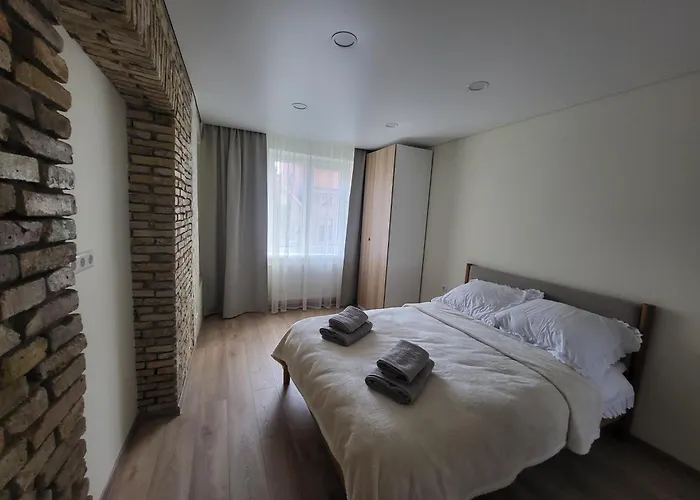 Old Bricks, Self Check-in Apartamento